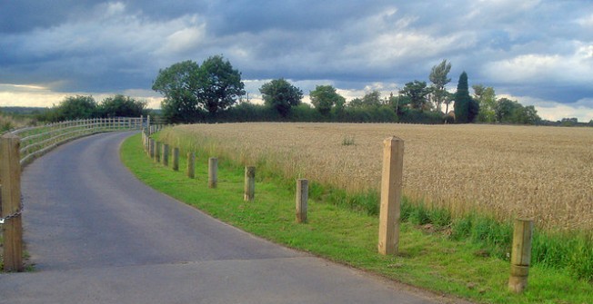 Costs of Tarmacadam Drives in Aperfield
